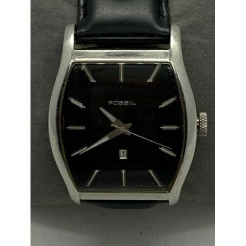 Fossil FS4444 Men's Watch Black Leather Band 35mm Case Date Display Mineral D718